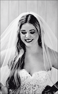 Sasha Pieterse NsYaMvOb_o