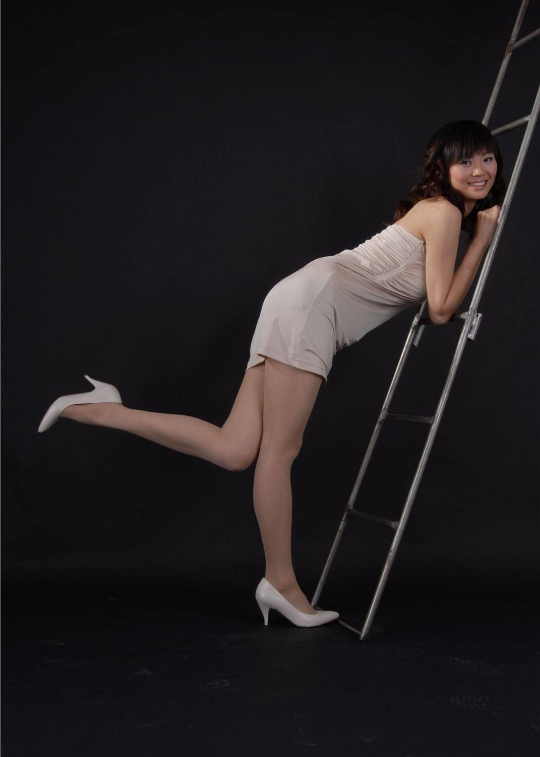 美女Cici 中高艺美腿丝袜(52)