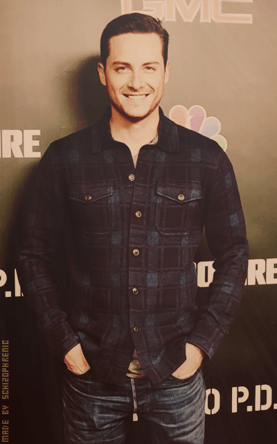 Jesse Lee Soffer SjorNRz6_o