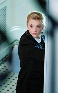 Natalie Dormer  DW2zCpCj_o