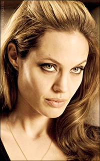 Angelina Jolie M5lY20zB_o