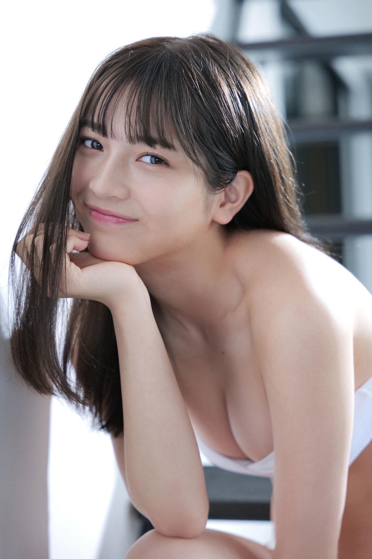 Nanako Kurosaki 黒嵜菜々子, ヤンマガWeb ヤンマガアザーっす！ ＹＭ２０２１年３１号未公開カット(3)