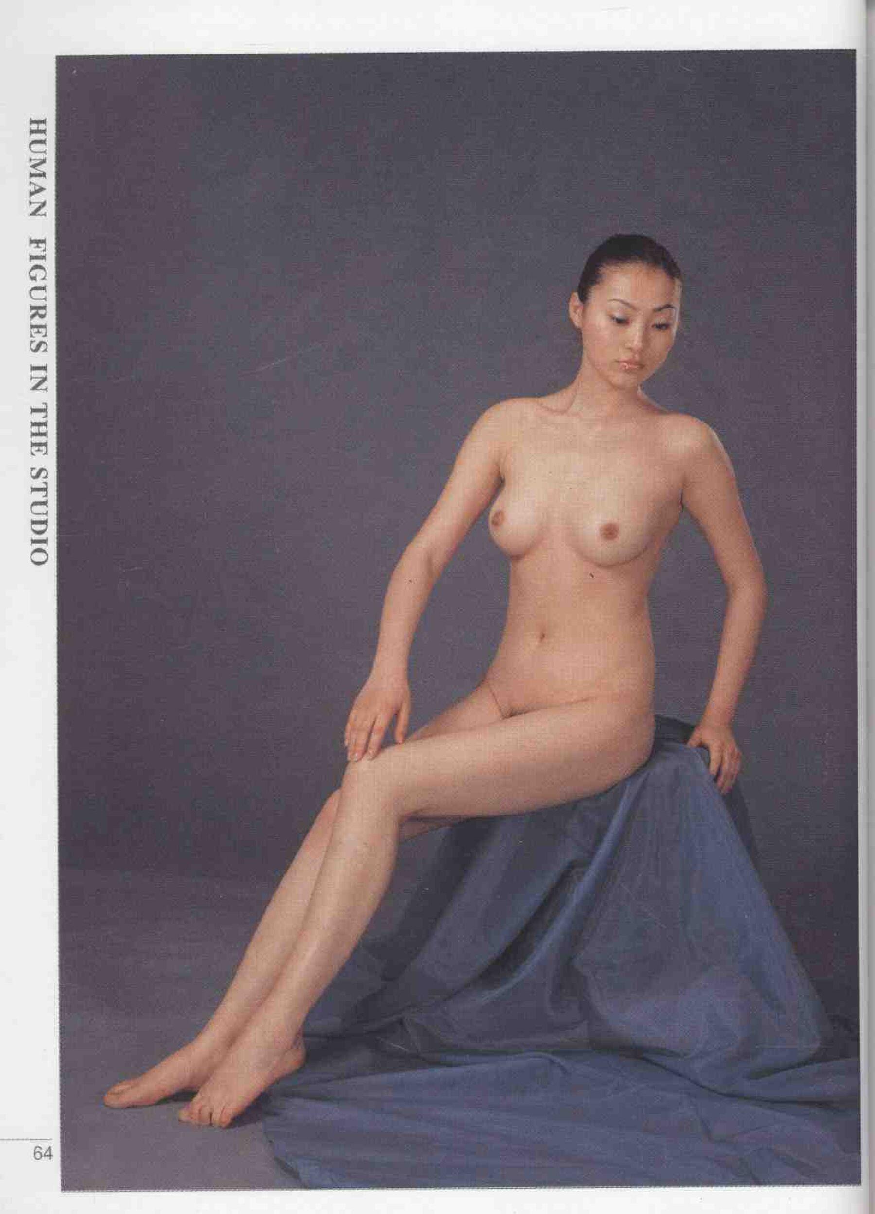 书籍扫描 实用人体模特摄影·坐姿篇(69)
