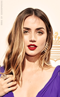 Ana de Armas HTFsyruf_o