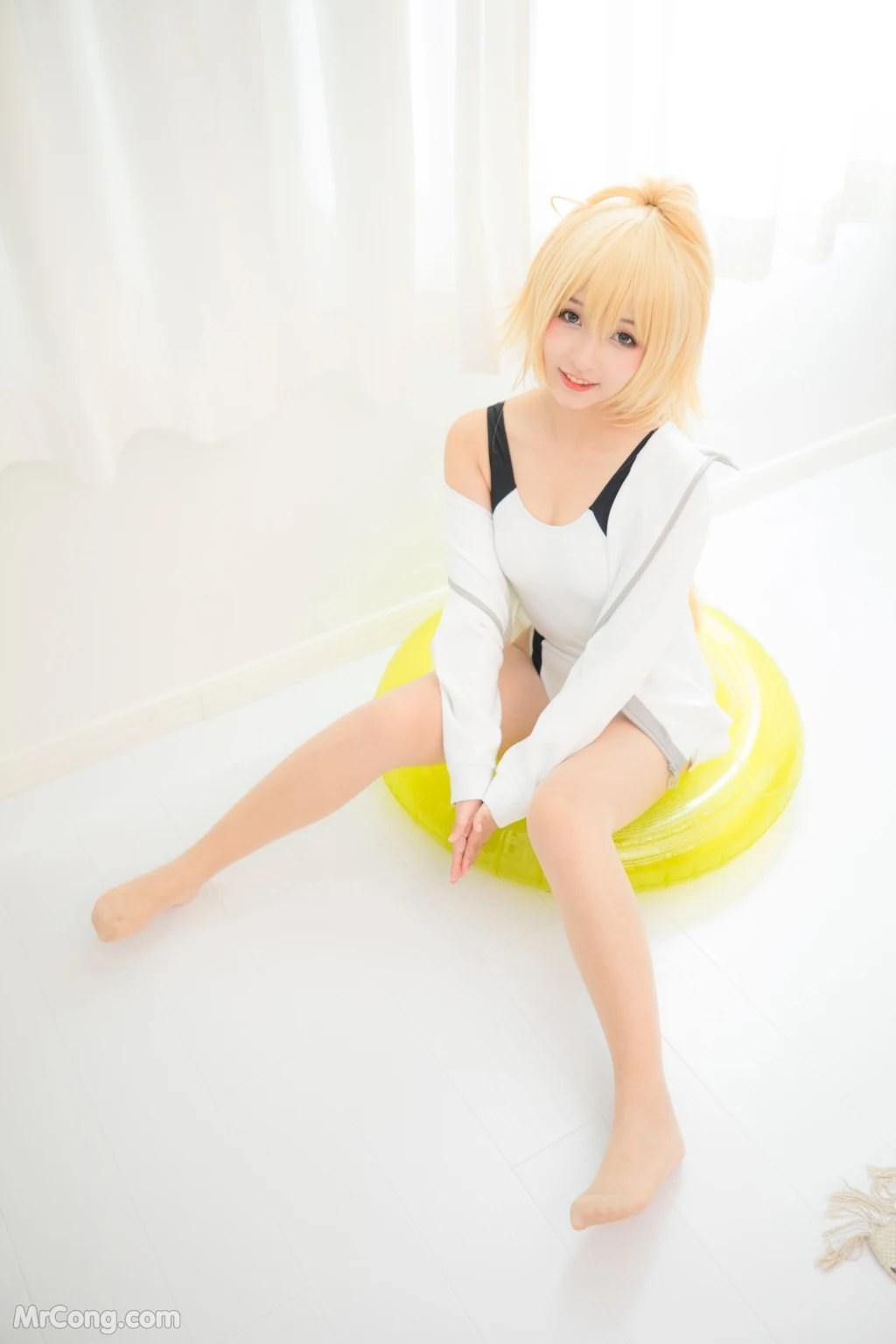Coser@神楽坂真冬 Vol.036: 电子相册-白贞德《Swimingthedrea》(150 photos)(9)