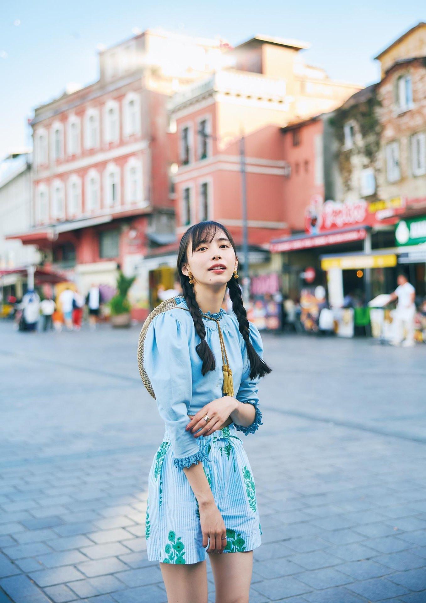 Hiroe Igeta 井桁弘恵, 写真集 「つかのま」 Set.04(1)