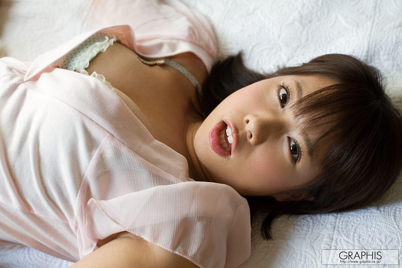 An Shinohara 篠原杏 [Graphis] First Gravure 初脱ぎ娘 写真集(27)