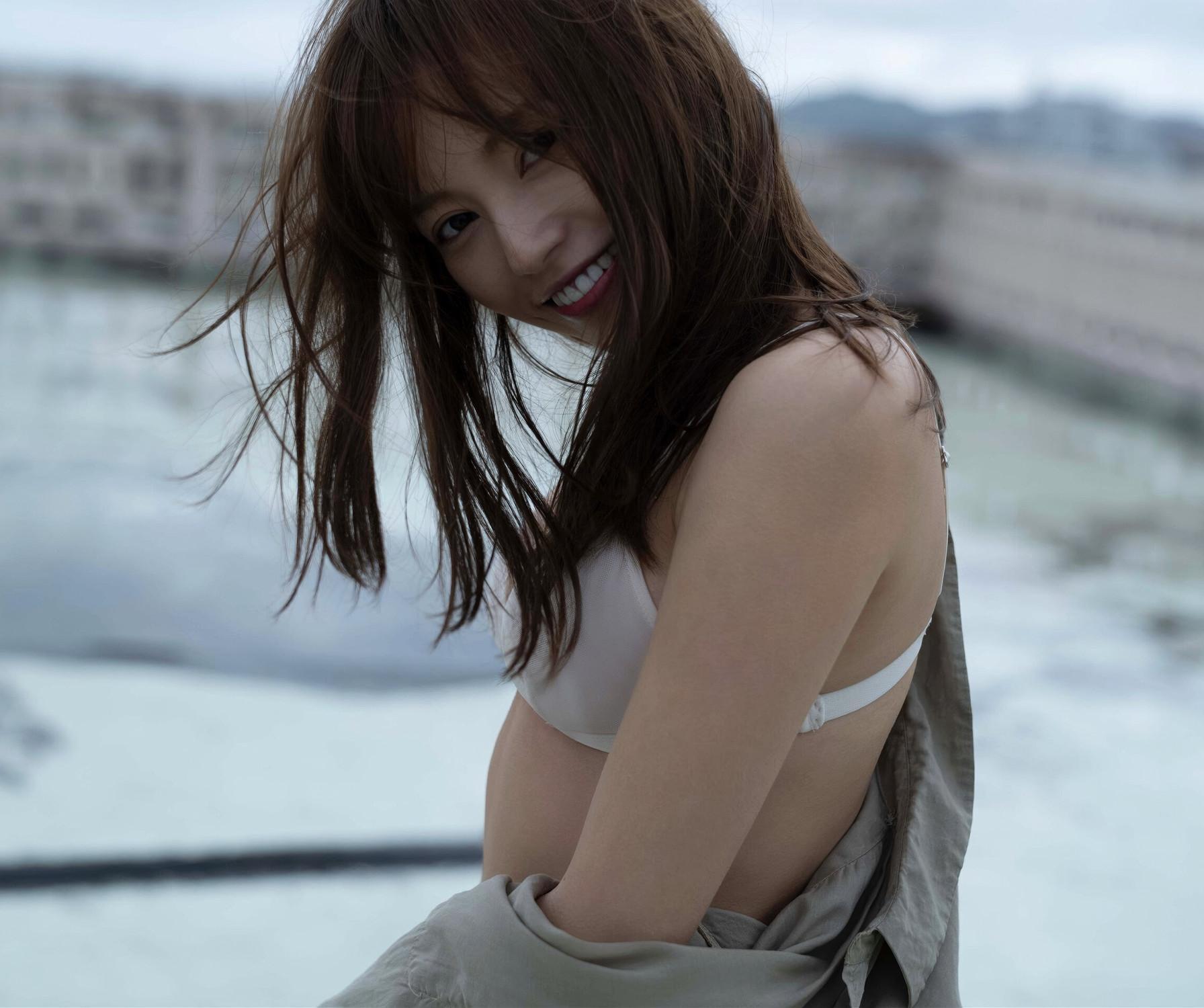 Sayaka Komuro 小室さやか, 写真集 「戯れと微笑」 Set.02(7)