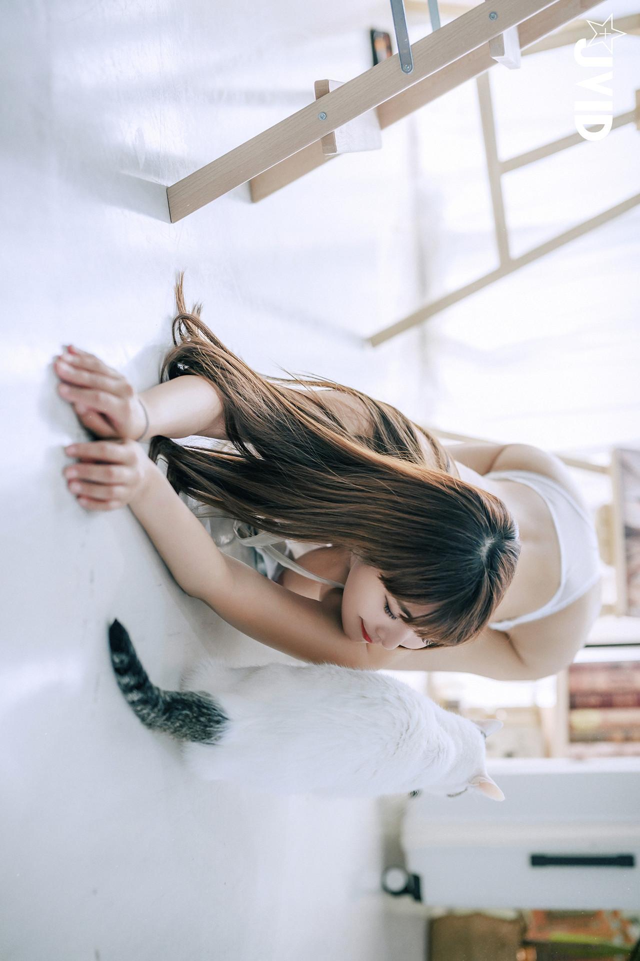 JVID Lele 乐乐 – 热爱榨精的漫画家-艺术家-生日限定尺度 Set.02(38)