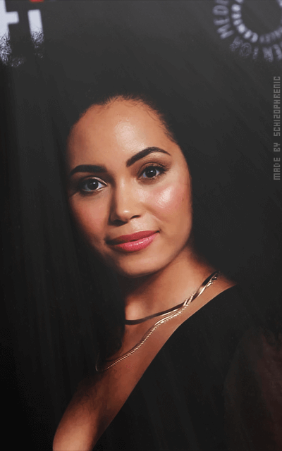 Madeleine Mantock ApGmMez3_o