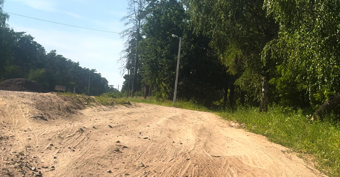 Водіям увірвався терпець! Накатали свою дорогу на об’їзній Водіям увірвався терпець! Накатали свою дорогу на об’їзній