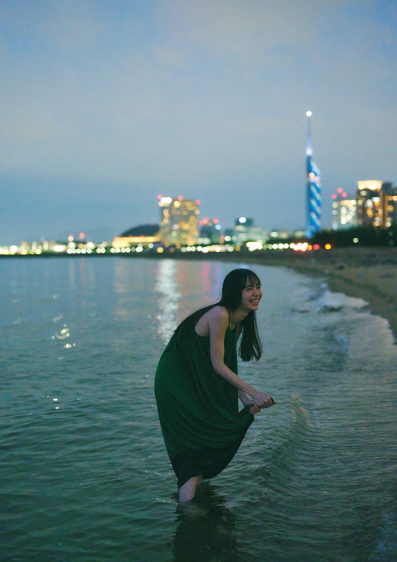 Hiroe Igeta 井桁弘恵, 写真集 「つかのま」 Set.01(5)