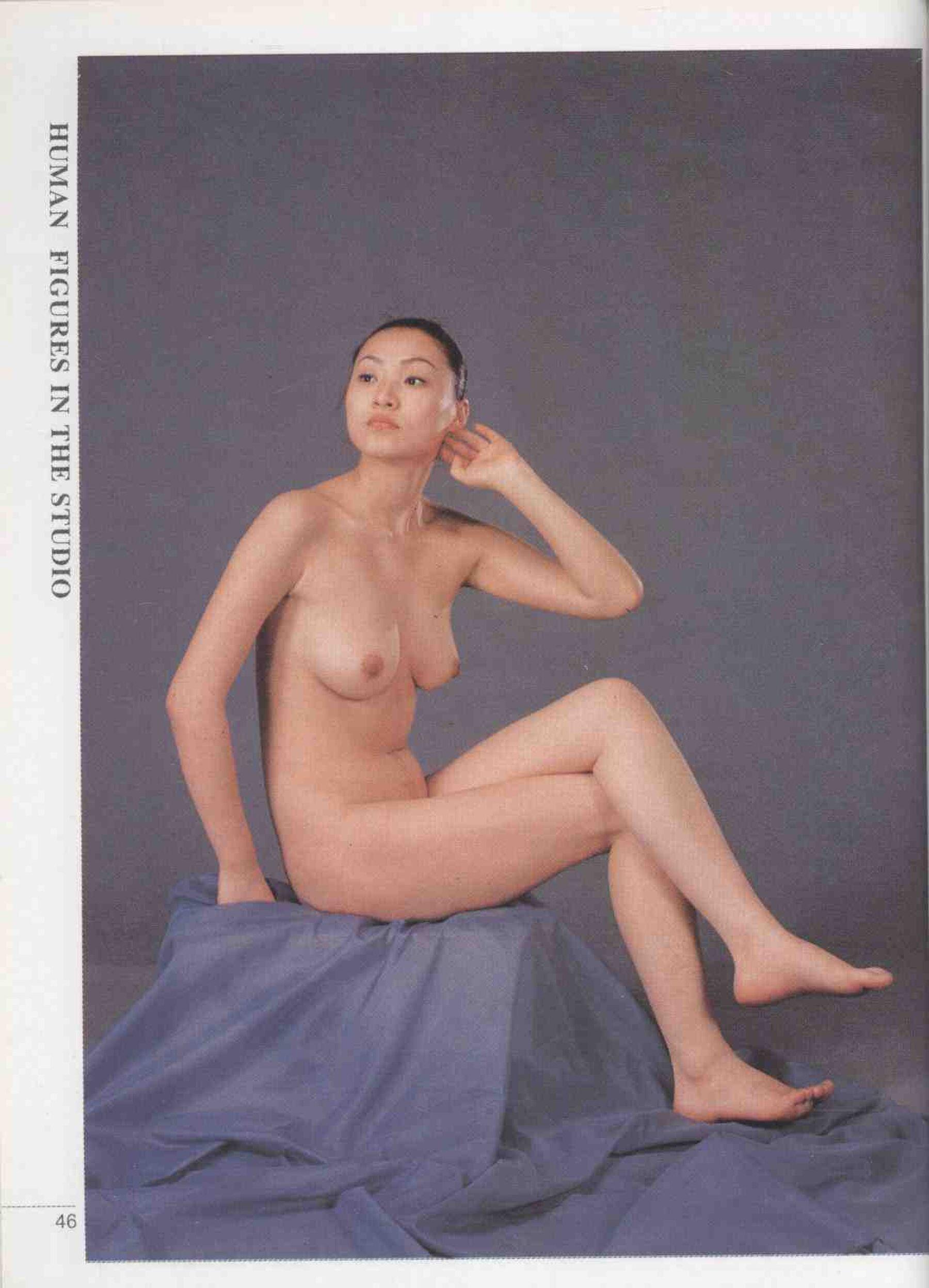 书籍扫描 实用人体模特摄影·坐姿篇(51)