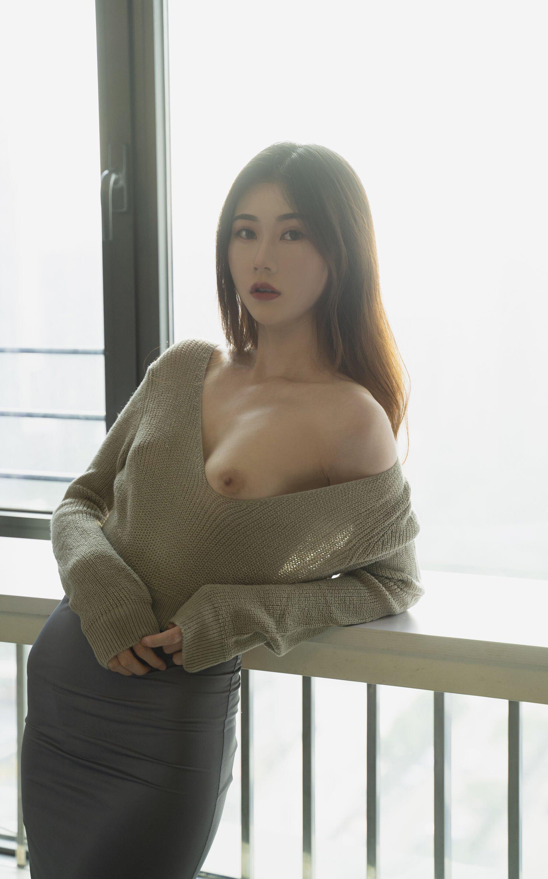 国模人体 熙涵《妹妹毛衣》(1)