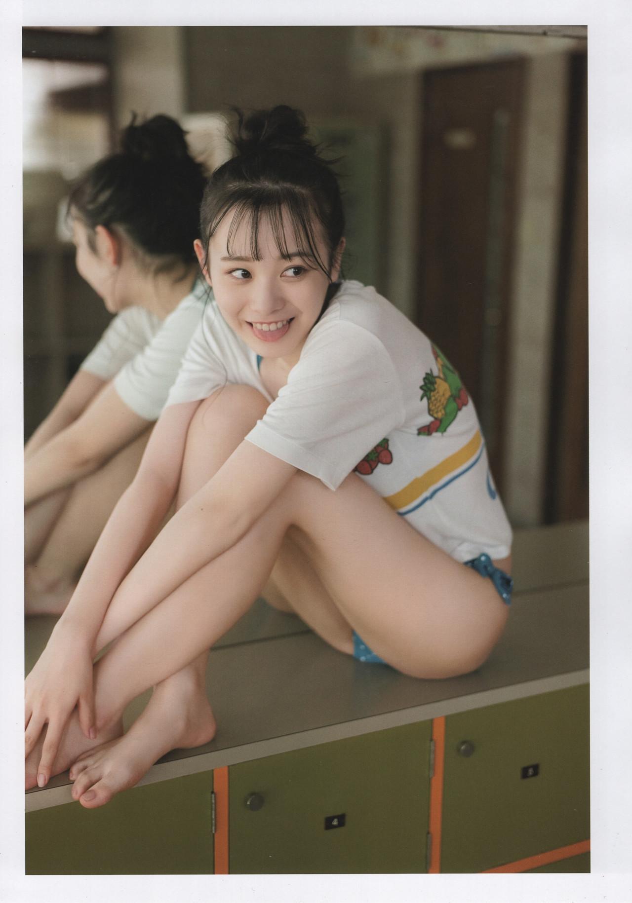 Yui Yokoyama 横山結衣, 1st写真集 [未熟な光] Set.01(10)