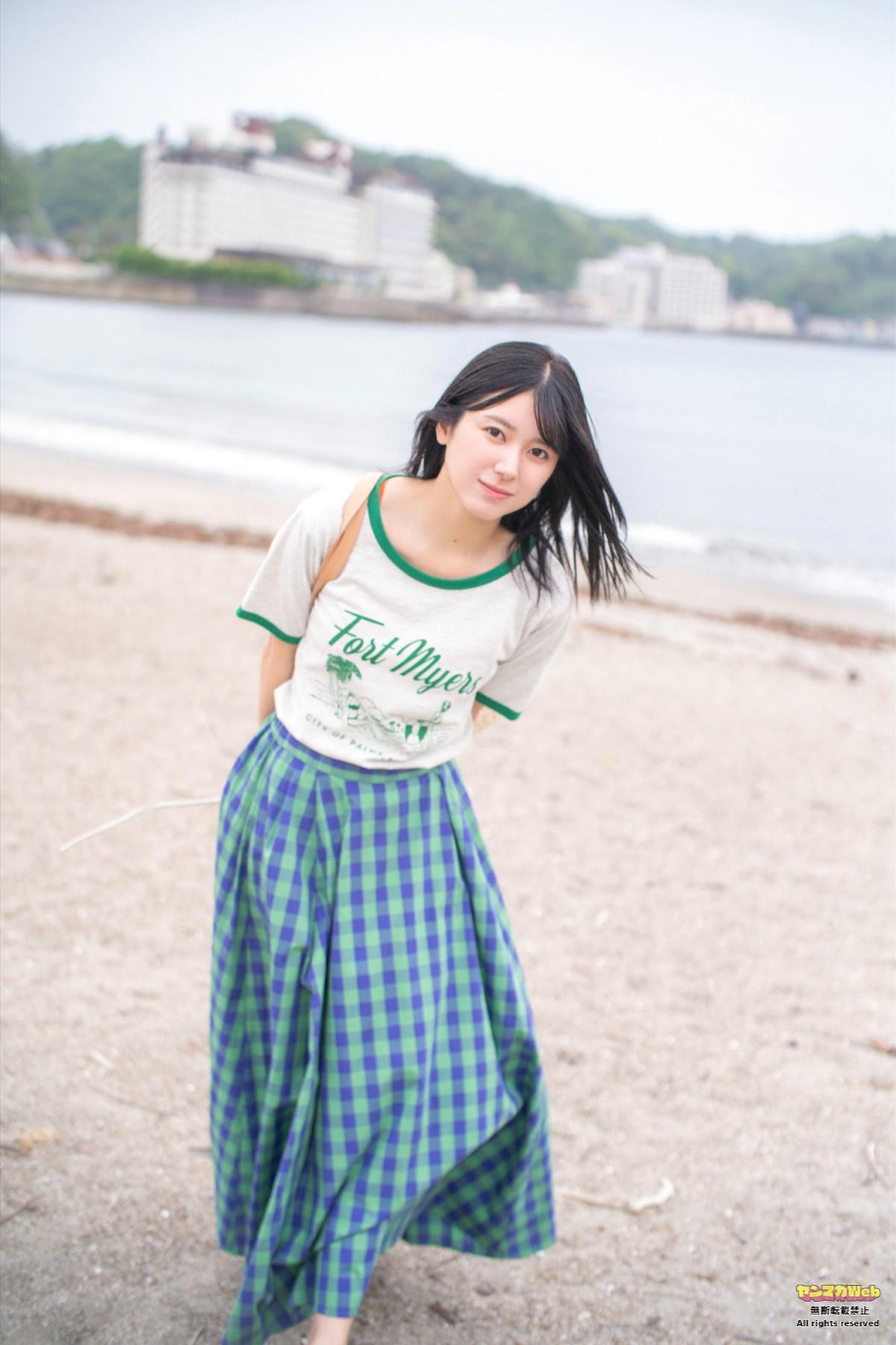 大西桃香・中野郁海, Young Magazine 2025 No.34 (ヤングマガジン 2025年34号)(7)