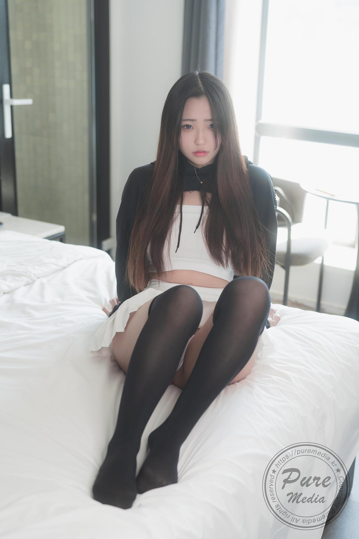 Yuna 유나, PURE MEDIA Vol.290 I’m 20 years old(6)