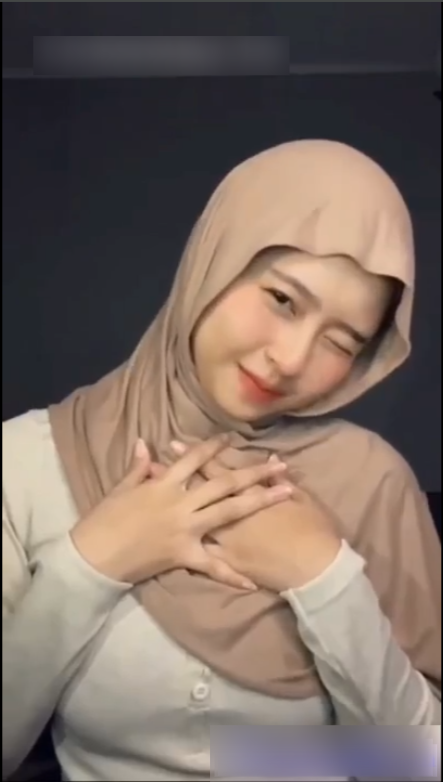 Amalia Mutya Mahasiswi Ukhty Seleb Tiktok