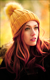 Katherine McNamara UpGQEqyZ_o