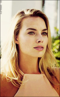 Margot Robbie QPQy3aGL_o