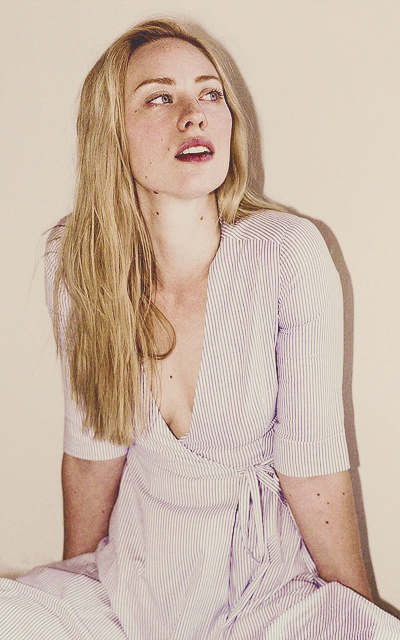 Deborah Ann Woll 4I7IIoWZ_o