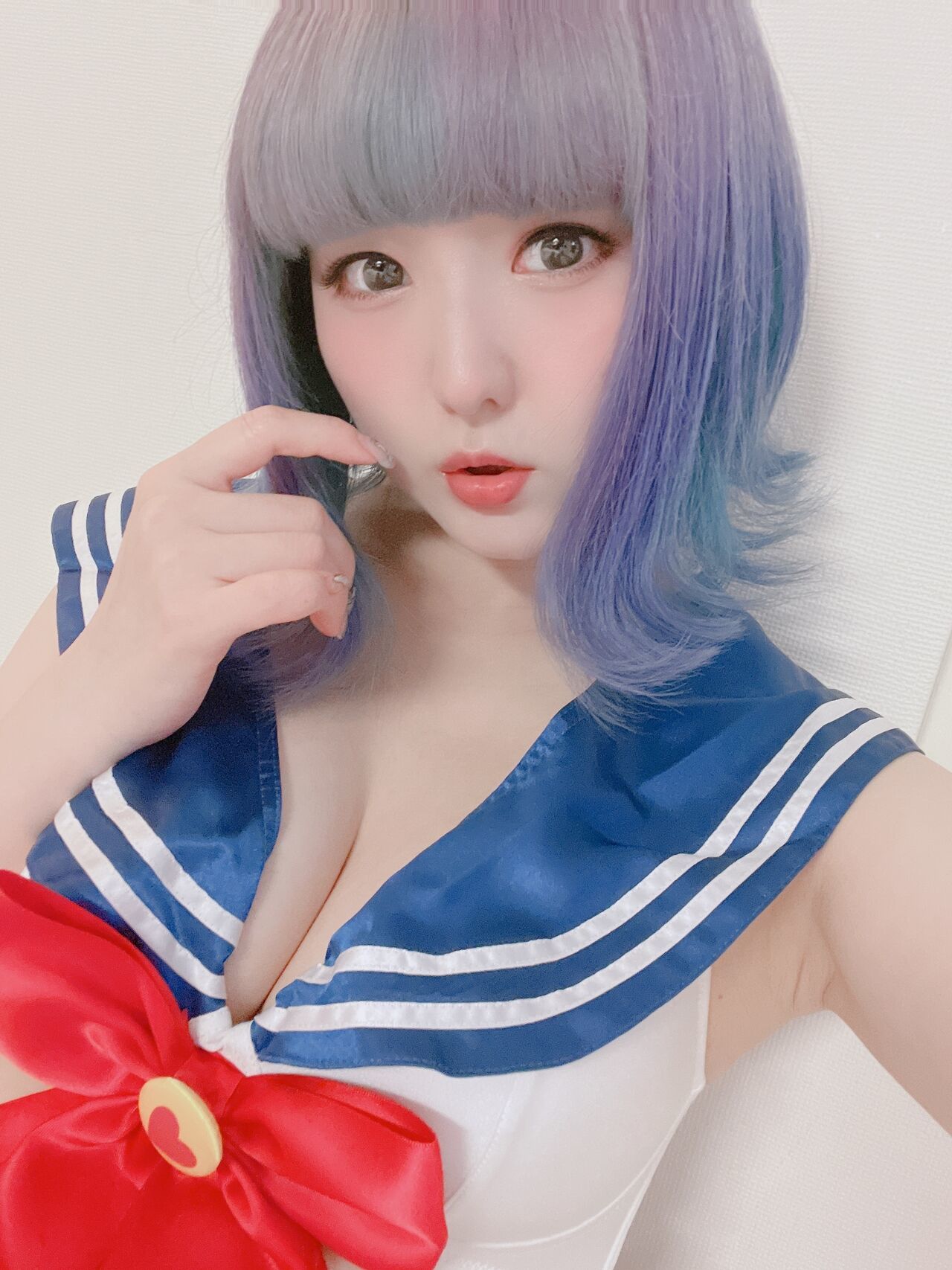 Akasaki Karin - Sailor Moon swimsuit
