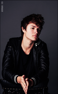 Ansel Elgort  GhnxvU2b_o