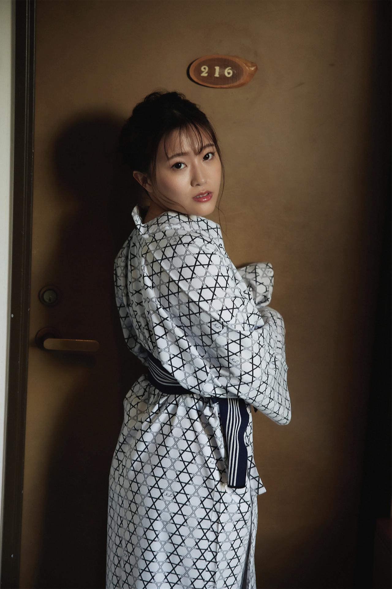 Erika Inami 伊南えりか, ヌード写真集 「激情の眼差し」 Set.02(6)