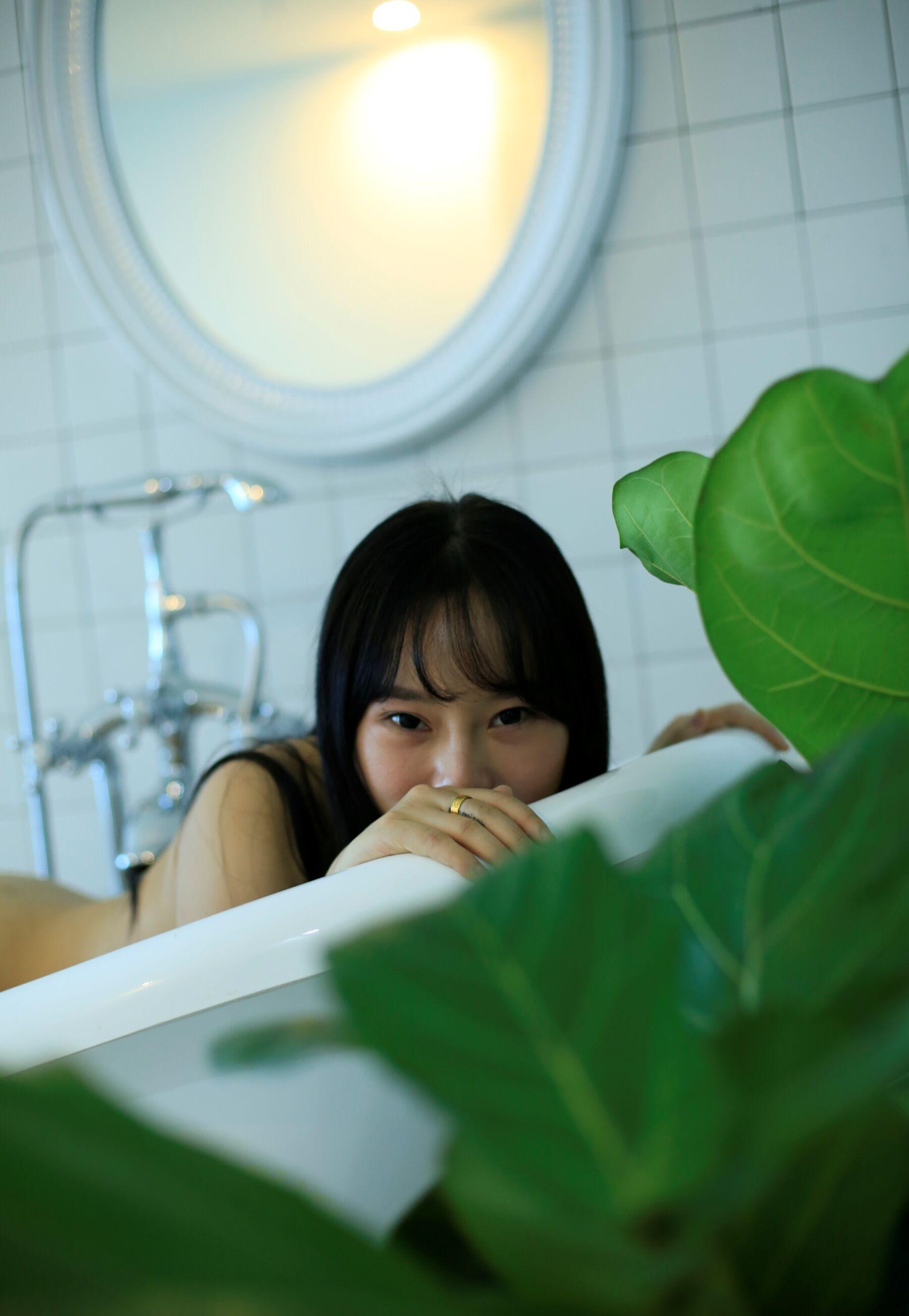 国模套图 素人私房流出(672)