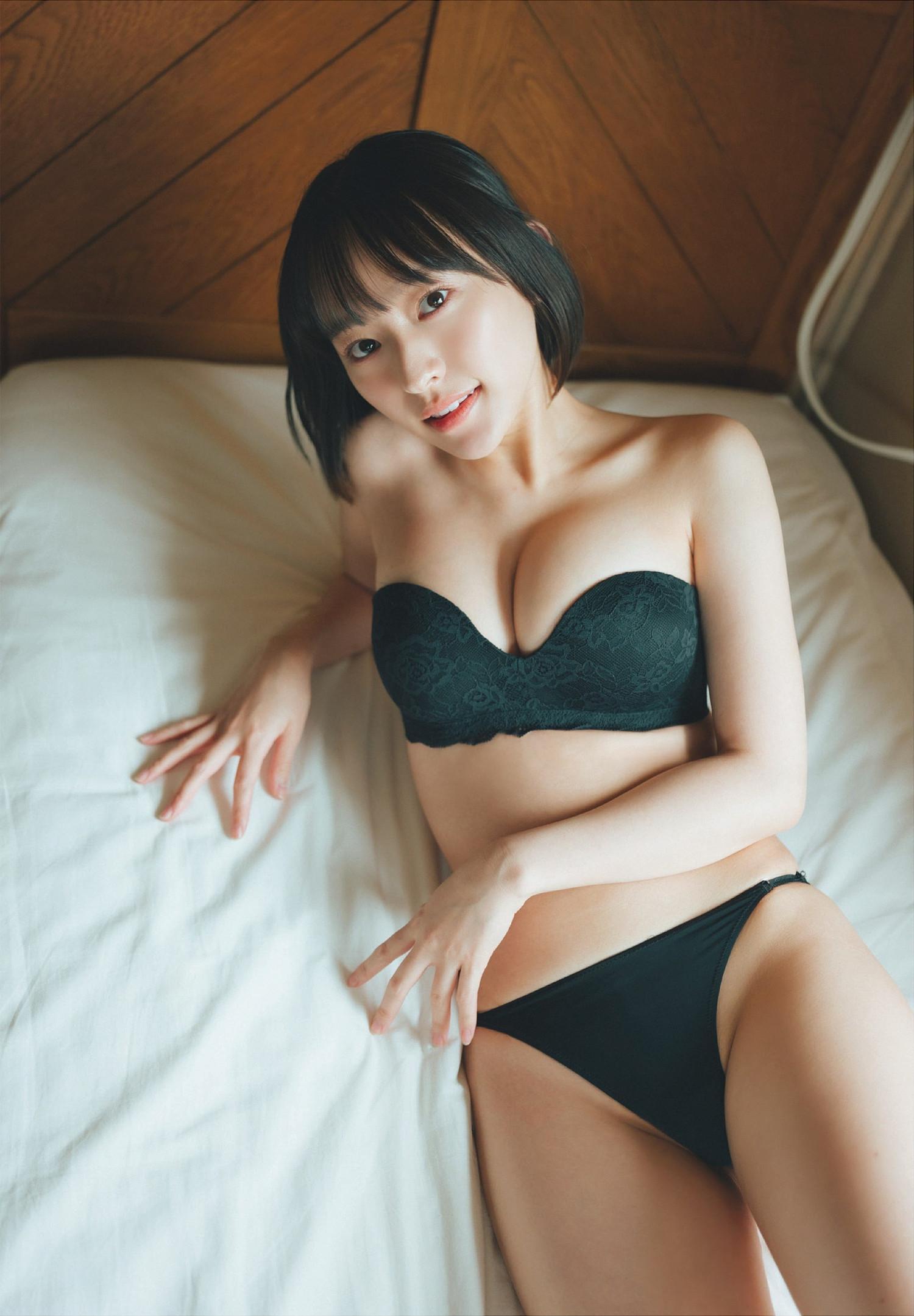 Kanami Takasaki 高崎かなみ, Weekly Playboy 2023 No.06 (週刊プレイボーイ 2023年6号)(5)