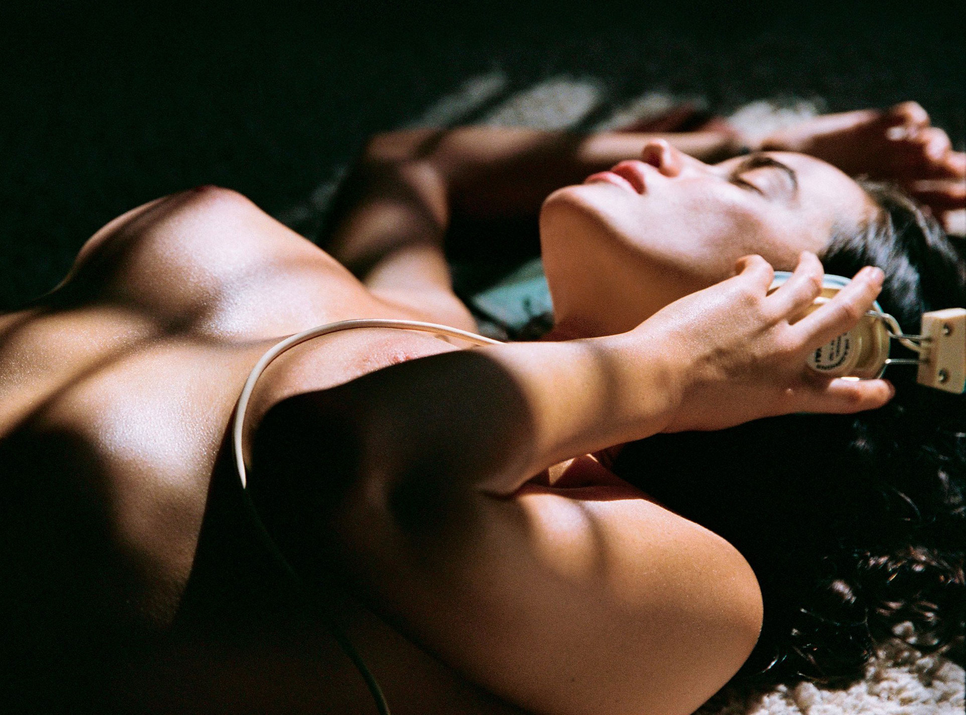 Sun Song / Sarah Stephens nude by Cameron Hammond - Playboy july/august 2018 Sun Song / Sarah Stephens nude by Cameron Hammond - Playboy july/august 2018