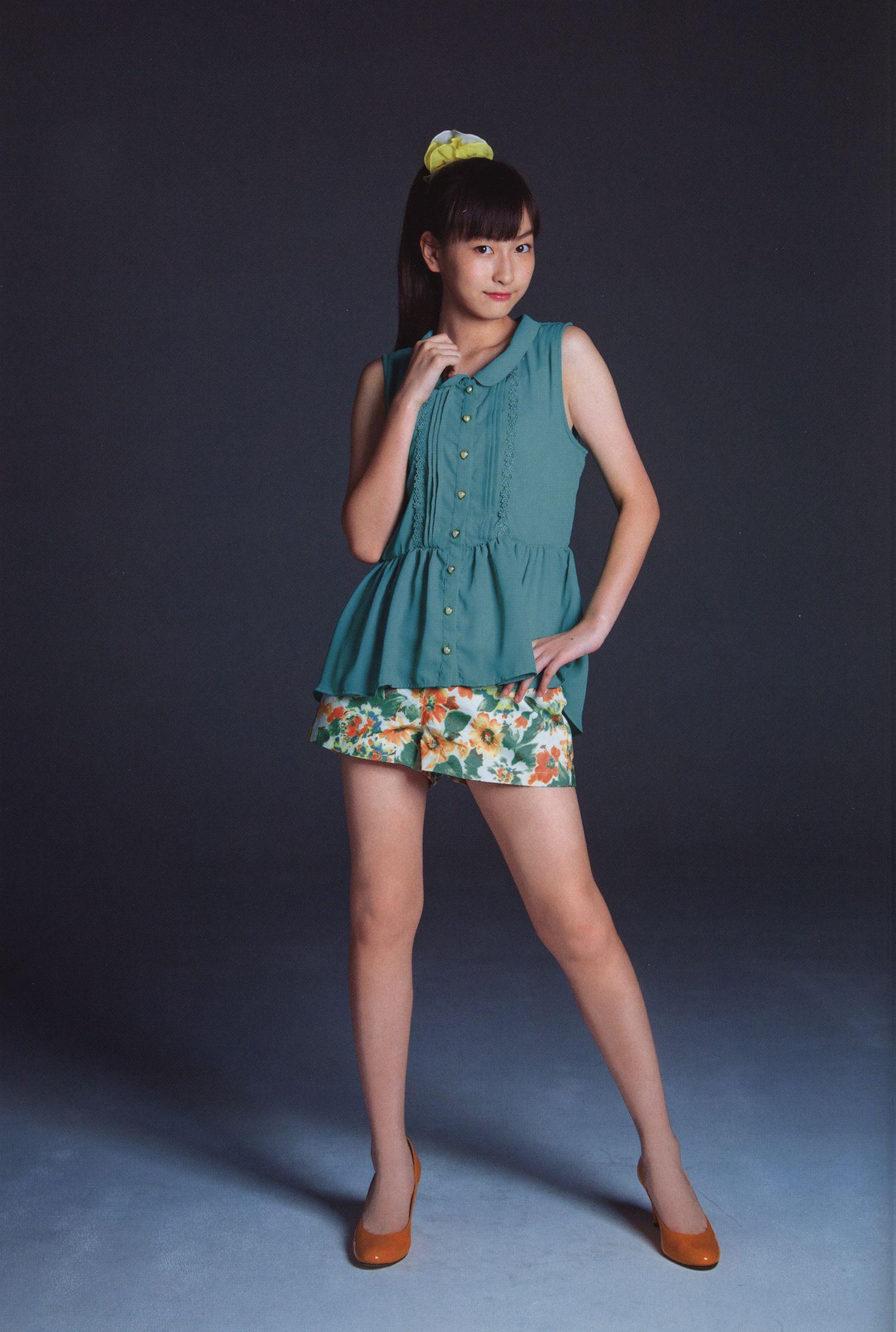 日本美少女组合Juice=Juice《OFFICIAL PHOTO BOOK》写真集(36)