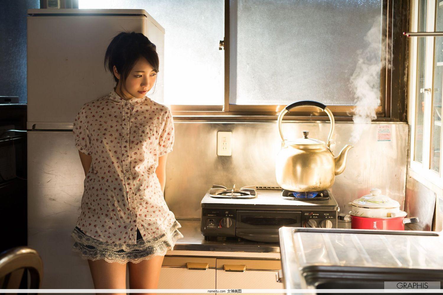 [日本Graphis写真] Gals – Makoto Toda 戸田真琴 『 Pure purification 』(24)