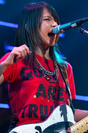 SCANDAL HALL TOUR 2012「Queens are trumps-Kirifuda wa Queen-」 PFVhzXk0_o