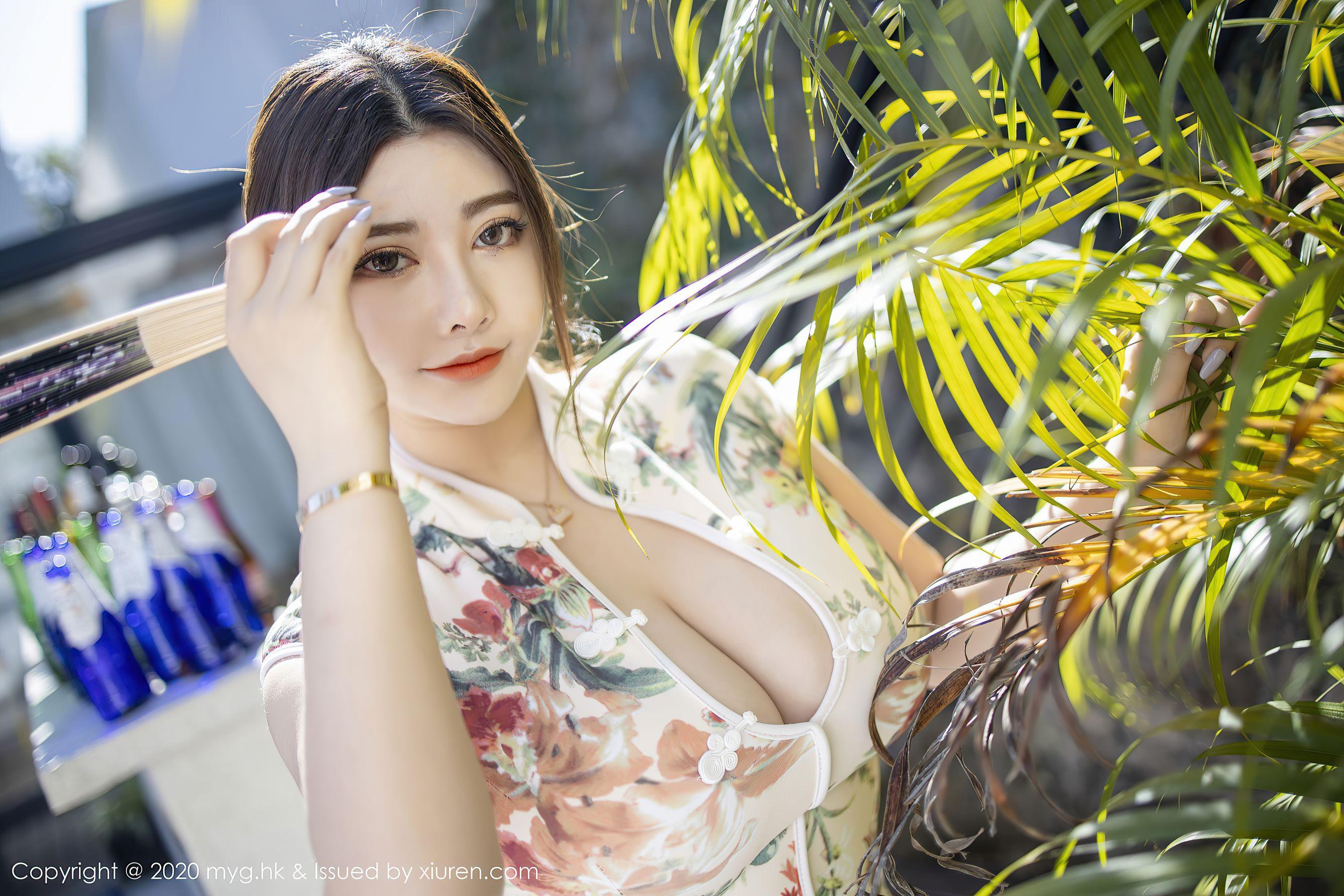 [美媛馆MyGirl] Vol.465 软软子 – 味旗袍与现代魅惑黑丝(15)