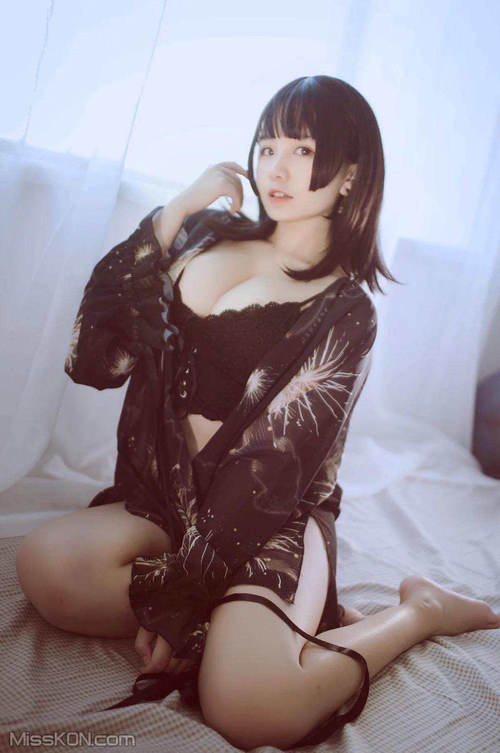 Coser@阿半今天很开心: 黑色吊带 (23 photos)(17)
