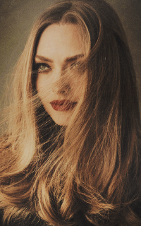 mundur - Amanda Seyfried EdStZR3k_o