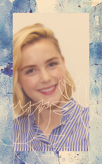 Kiernan Shipka ShMjyns5_o