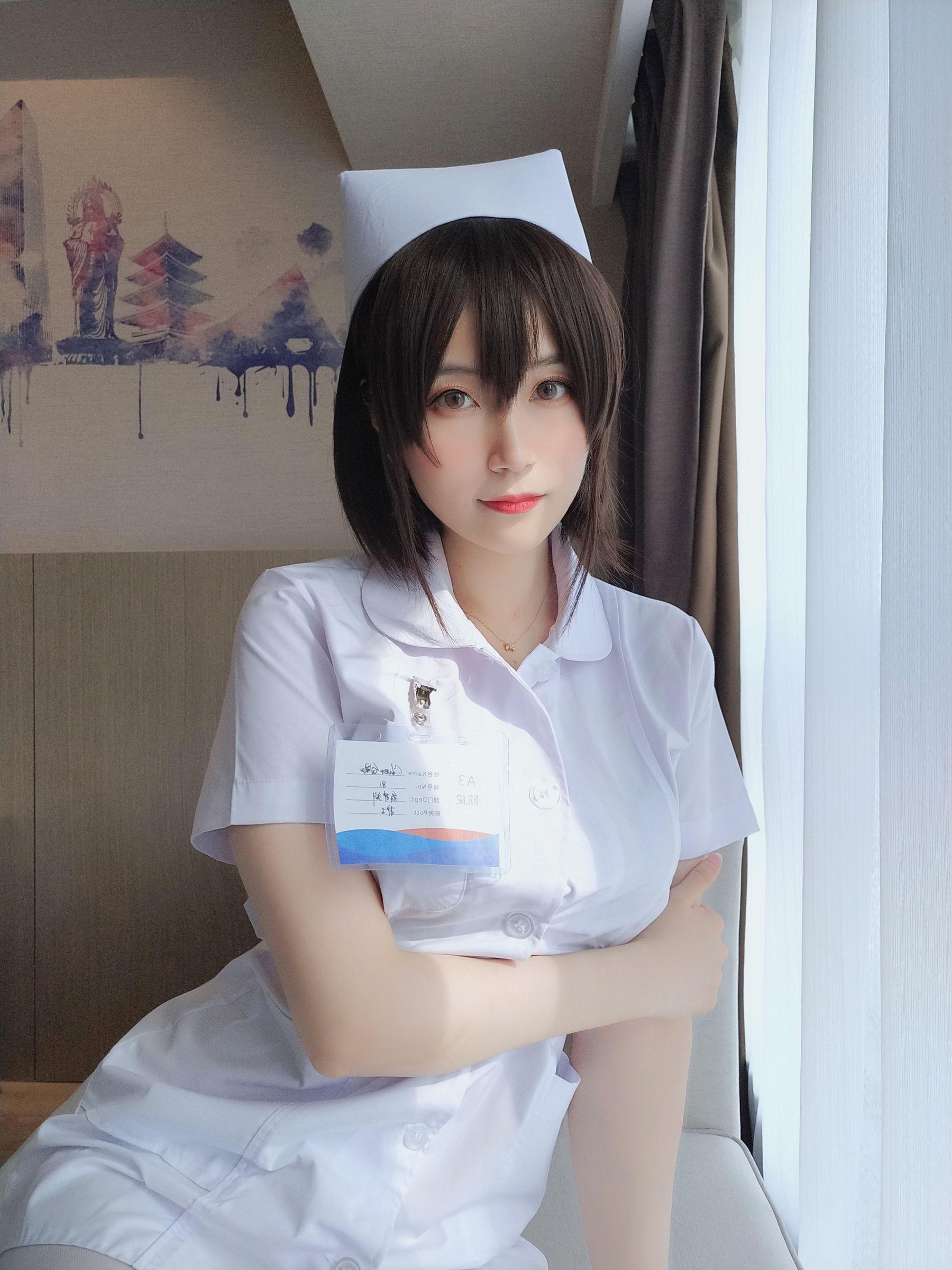 白银81《短发小护士》 [COSPLAY少女] 写真集(27)