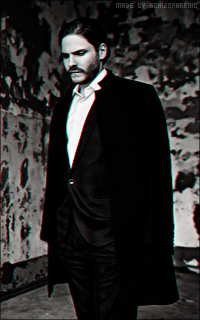 Daniel Brühl G2FAa4VM_o