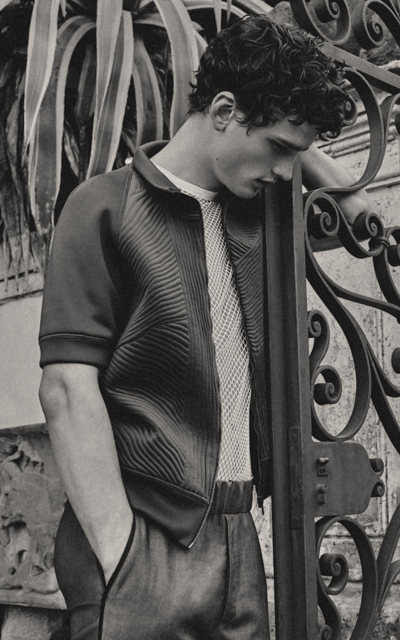 Simon Nessman U7ZRMVdh_o