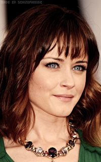 Alexis Bledel KccIk5wb_o