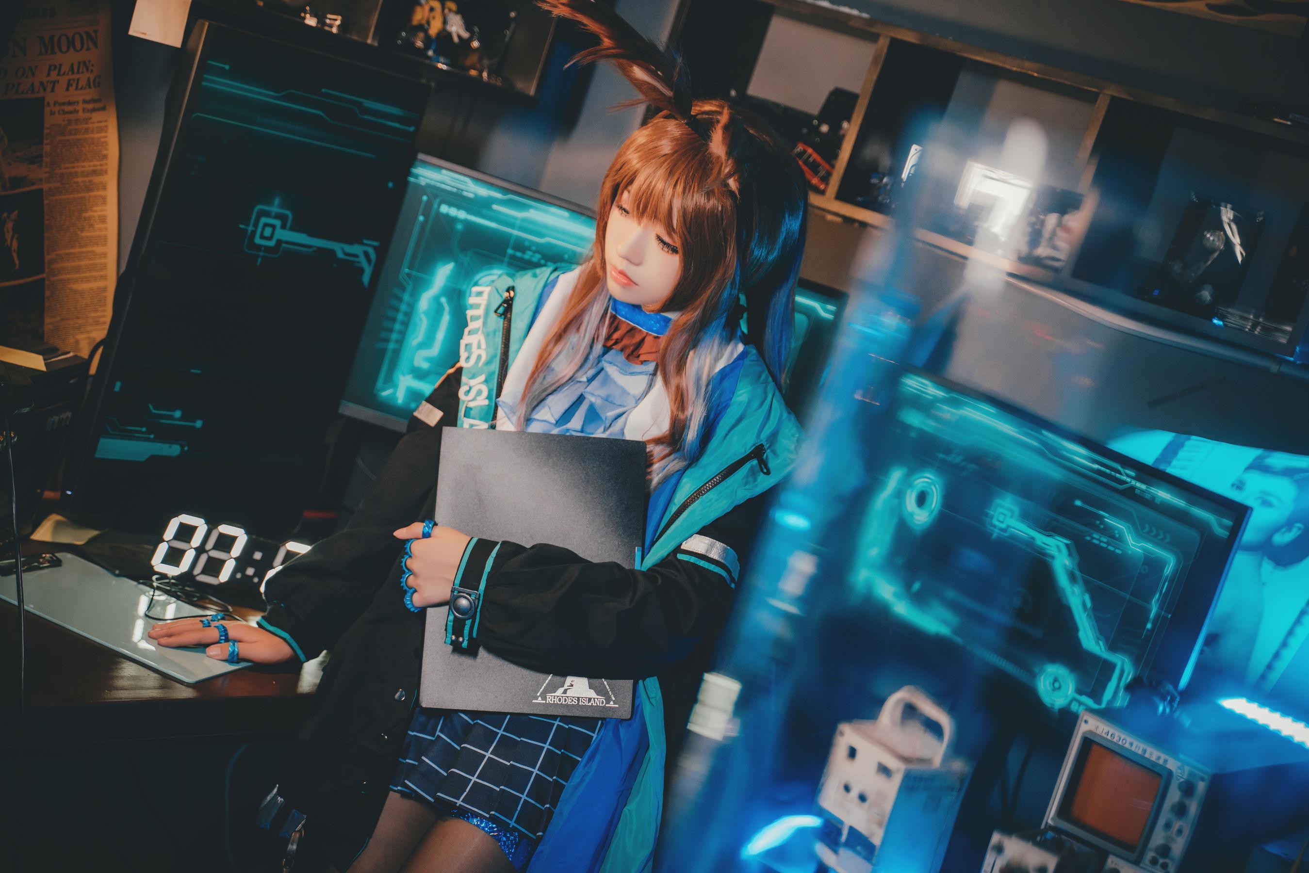 [COS福利] 猫君君MaoJun – 阿米娅 写真套图(24)
