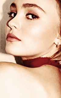 Lily-Rose Depp OAQTwCL5_o