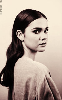 Maia Mitchell RrbF52uE_o