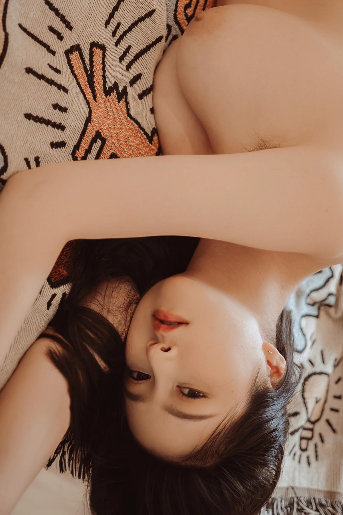 年年Nnian, 写真集 雏菊(45)
