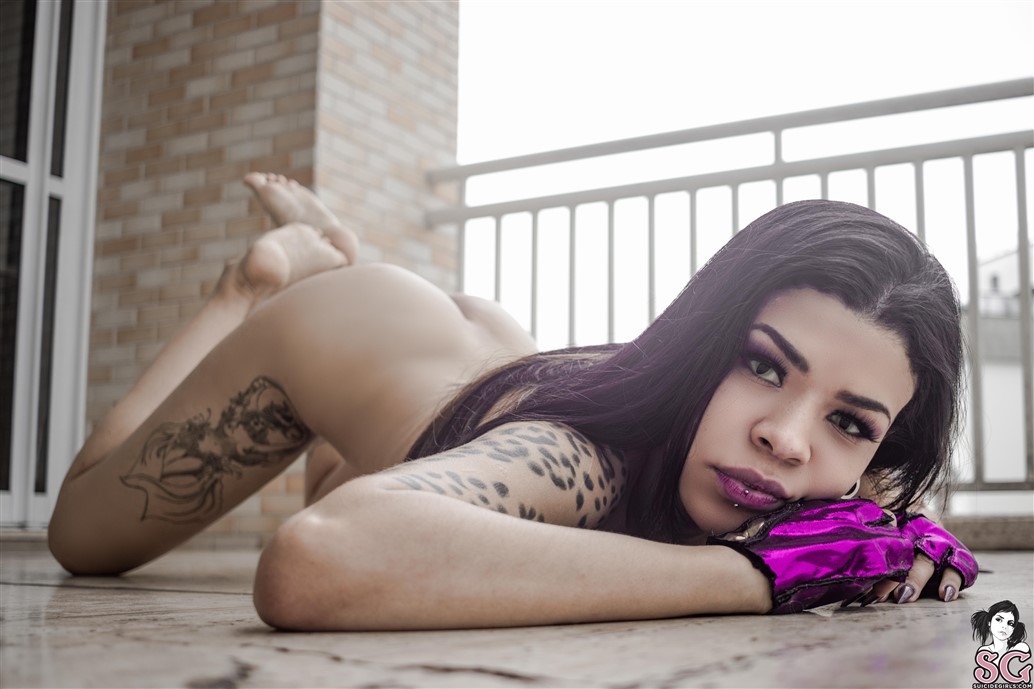 Dyna Suicide,  Let us dance