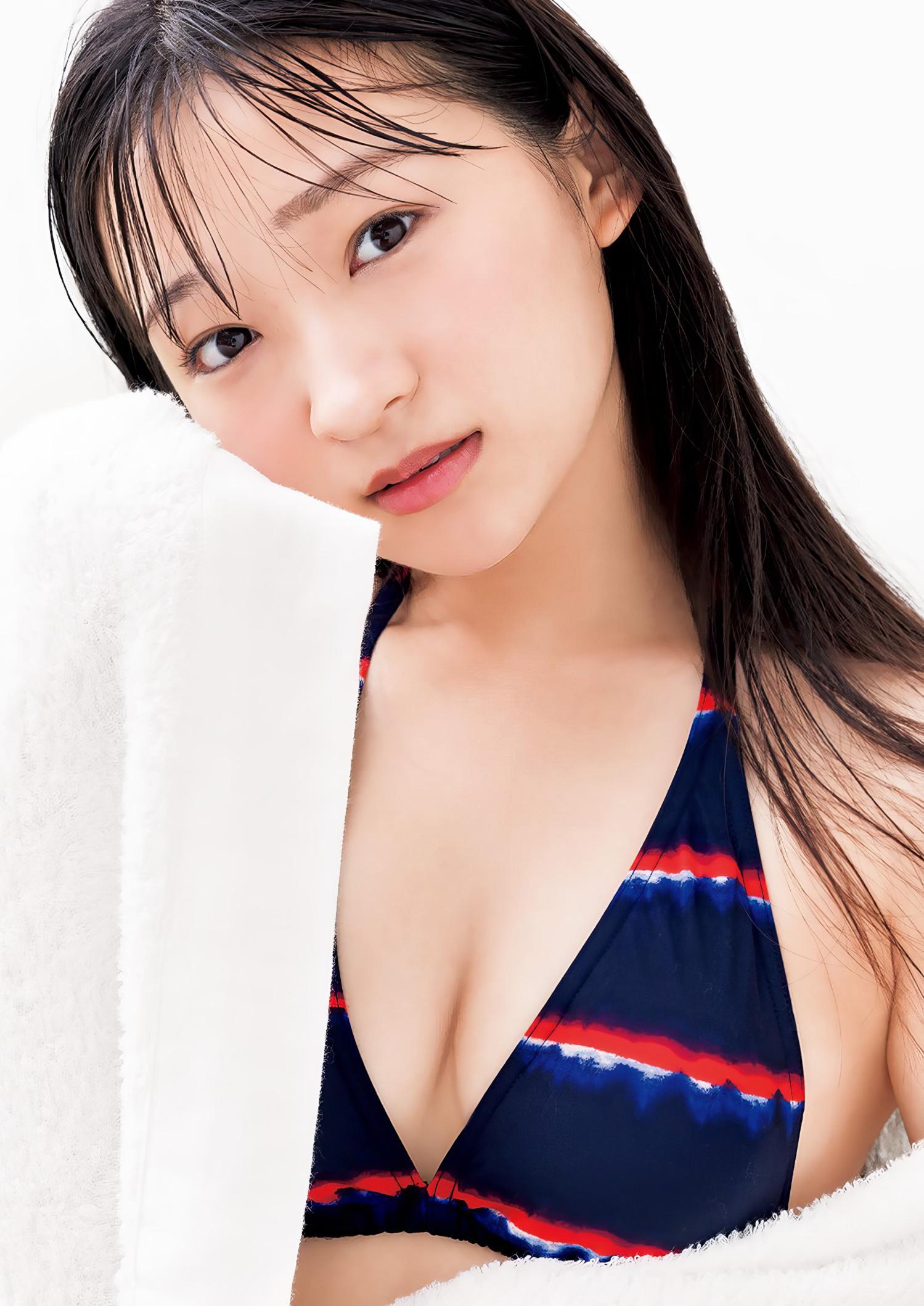 Ema Maeno 前野えま, Young Jump 2024 No.40 (ヤングジャンプ 2024年40号)(3)