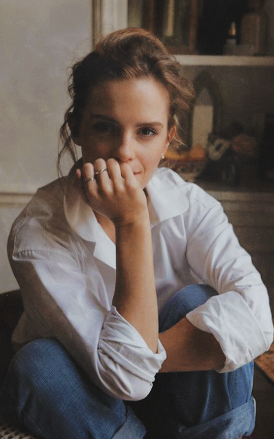 Emma Watson QDaW7TXQ_o