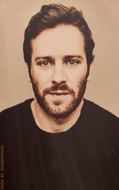 Armie Hammer PnbWu1pH_o